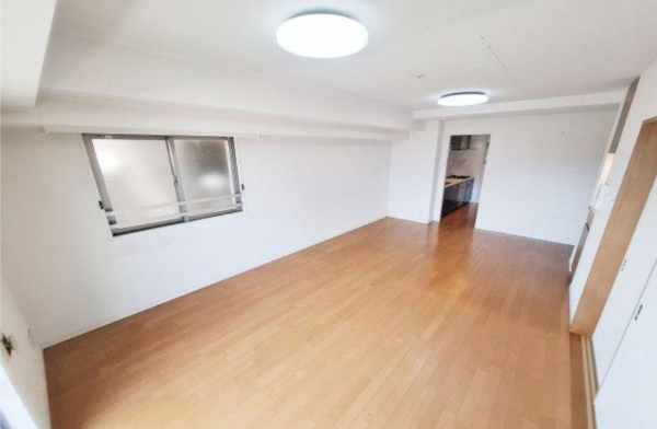 泉佐野市上町、マンションの画像です