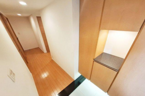 泉佐野市上町、マンションの画像です