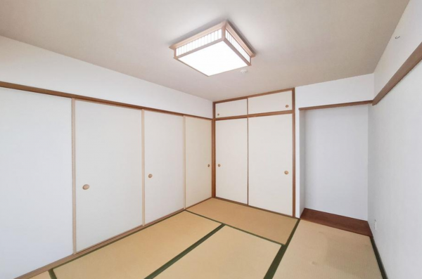 泉佐野市上町、マンションの画像です