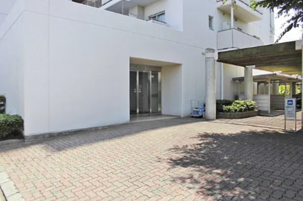 貝塚市地蔵堂、マンションの画像です