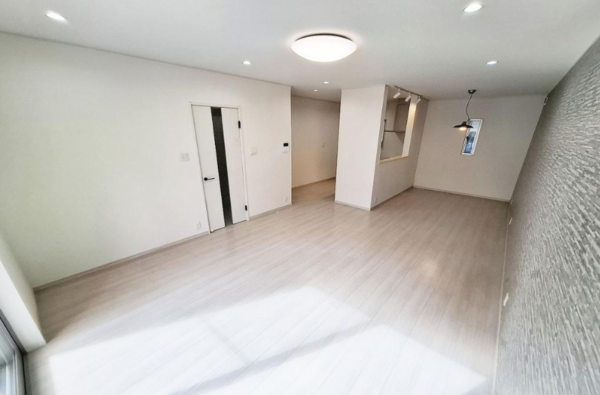 岸和田市池尻町、中古一戸建ての画像です