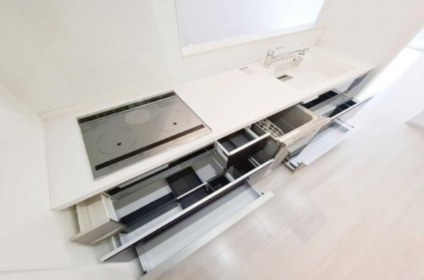 岸和田市池尻町、中古一戸建てのキッチン画像です