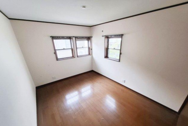 岸和田市岡山町、中古一戸建ての画像です