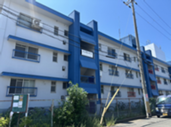 泉佐野市下瓦屋、マンションの画像です