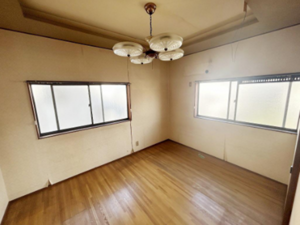 岸和田市極楽寺町、中古一戸建ての画像です