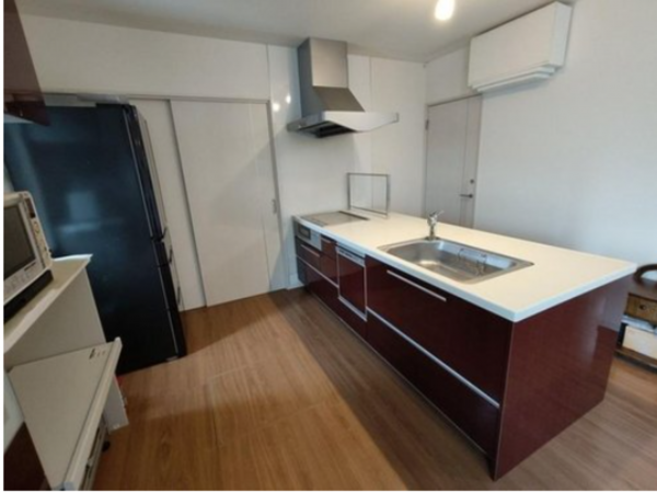 泉佐野市泉ケ丘、中古一戸建ての画像です