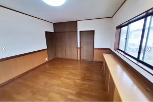 岸和田市東ケ丘町、中古一戸建ての画像です