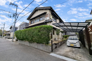 岸和田市東ケ丘町、中古一戸建ての画像です