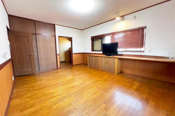 岸和田市東ケ丘町、中古一戸建ての画像です