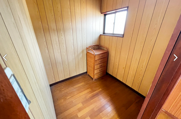 岸和田市東ケ丘町、中古一戸建ての画像です