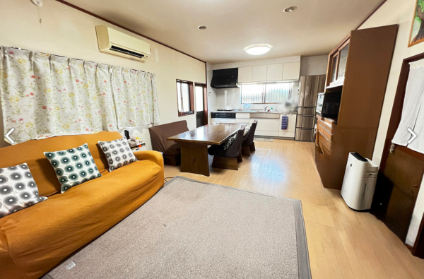 岸和田市東ケ丘町、中古一戸建ての画像です