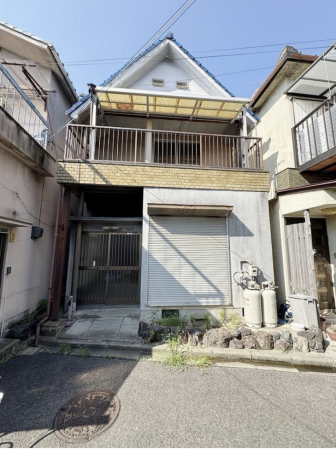 岸和田市西之内町、中古一戸建ての画像です