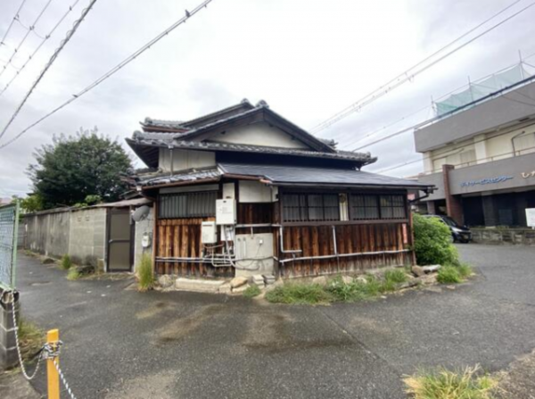 泉佐野市湊、中古一戸建ての画像です