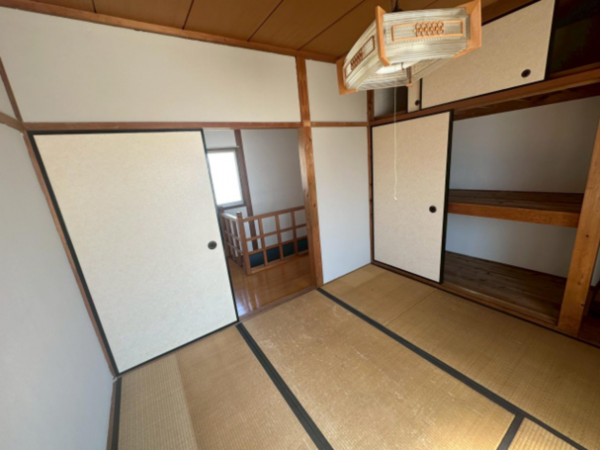 泉佐野市野出町、中古一戸建ての画像です