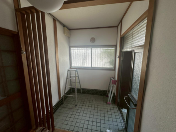 泉佐野市野出町、中古一戸建ての画像です
