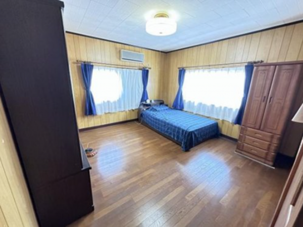 貝塚市新井、中古一戸建ての画像です