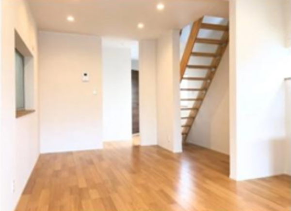 岸和田市西之内町、中古一戸建ての画像です