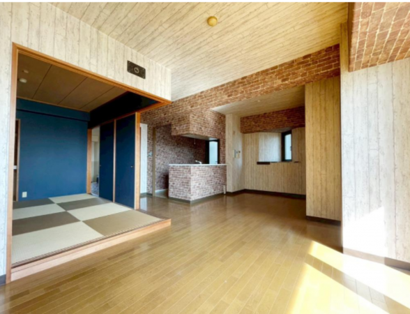 貝塚市清児、マンションの画像です