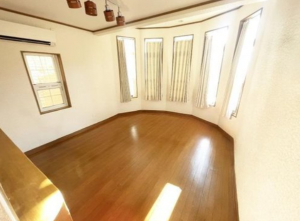 貝塚市王子、中古一戸建ての画像です