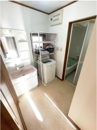 貝塚市王子、中古一戸建ての画像です