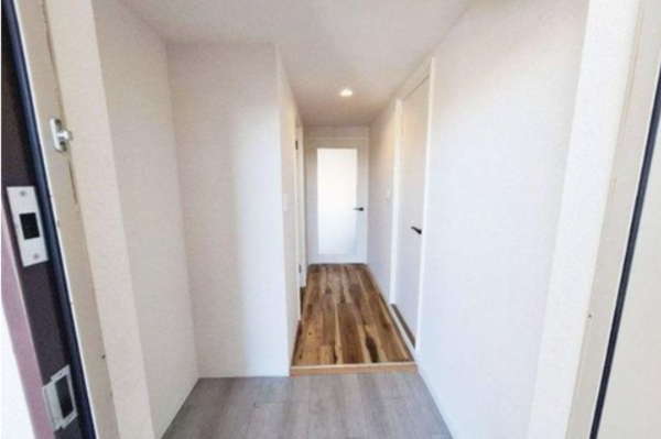 泉佐野市羽倉崎、マンションの画像です