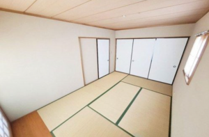 貝塚市二色、中古一戸建ての画像です