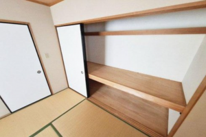貝塚市二色、中古一戸建ての画像です