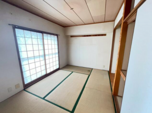 貝塚市二色、マンションの画像です