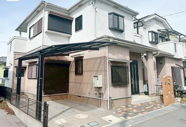 貝塚市久保、中古一戸建ての画像です