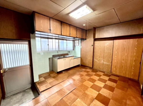 泉佐野市高松東、中古一戸建ての画像です