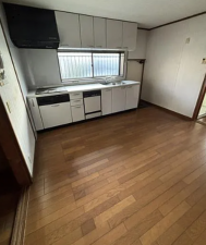 泉佐野市中庄、中古一戸建ての画像です