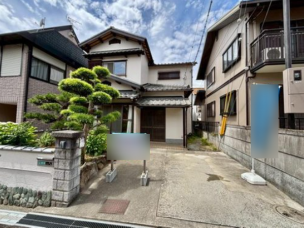 泉南郡熊取町山の手台、中古一戸建ての画像です