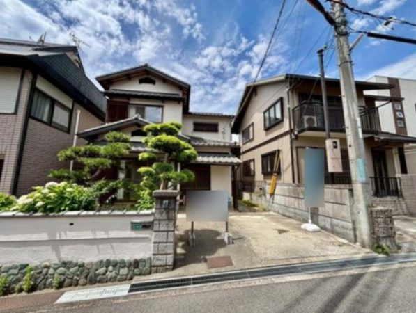 泉南郡熊取町山の手台、中古一戸建ての画像です