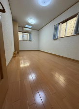 岸和田市西之内町、中古一戸建ての画像です