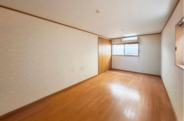 岸和田市西之内町、中古一戸建ての画像です