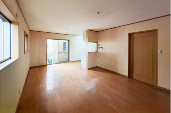 岸和田市西之内町、中古一戸建ての画像です