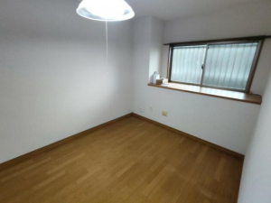 貝塚市福田、マンションの画像です