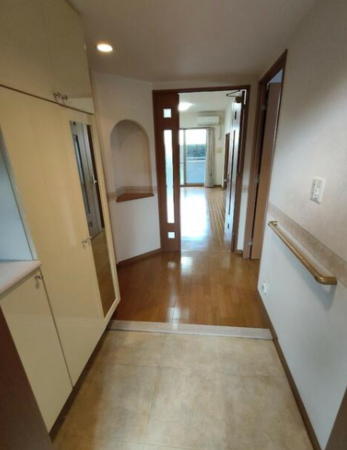 貝塚市福田、マンションの画像です