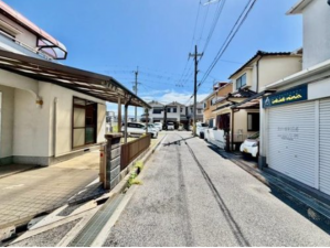 泉佐野市高松西、中古一戸建ての画像です