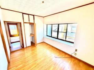 泉佐野市高松西、中古一戸建ての画像です