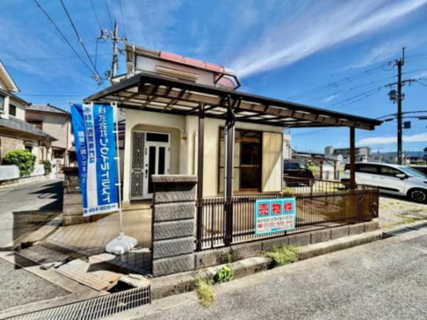 泉佐野市高松西、中古一戸建ての画像です