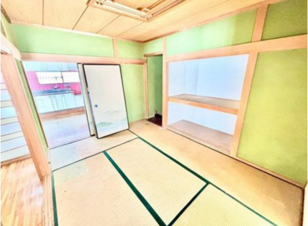 泉佐野市高松西、中古一戸建ての画像です