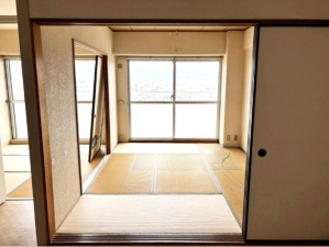 泉佐野市羽倉崎、マンションの画像です