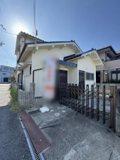 岸和田市西之内町、中古一戸建ての画像です