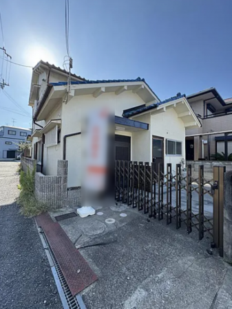 岸和田市西之内町、中古一戸建ての画像です