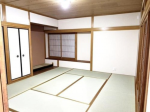 泉佐野市長滝、中古一戸建ての画像です