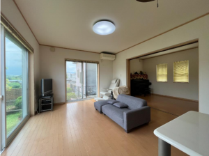 泉南郡熊取町七山東、中古一戸建ての画像です