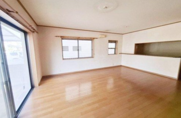 岸和田市大町、中古一戸建ての画像です