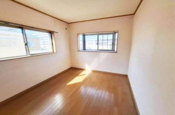 岸和田市大町、中古一戸建ての画像です