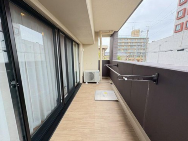 泉佐野市若宮町、マンションの画像です